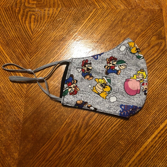 Non medical cloth face mask - Super Mario Bros - Picture 2 of 2
